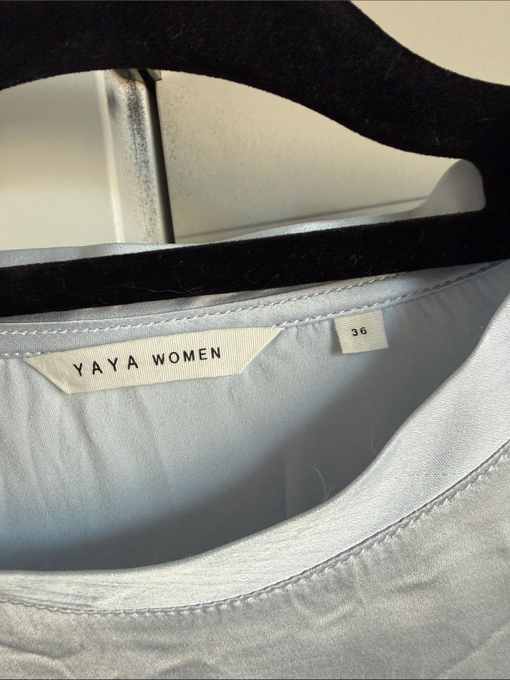 Baby blue satin t-shirt - Picture 6 of 7